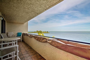 Hudson Resort Condo with Gulf Views and Beach!